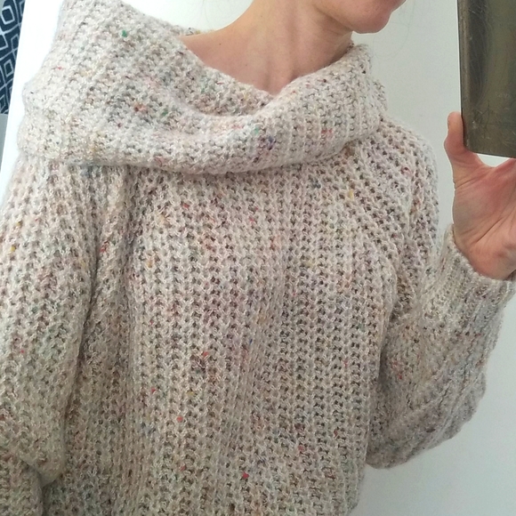 Nwt Moon and Madison cuddle soft confetti sweater - Picture 3 of 4